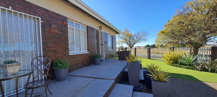 4 Bedroom Property for Sale in Morelig Free State